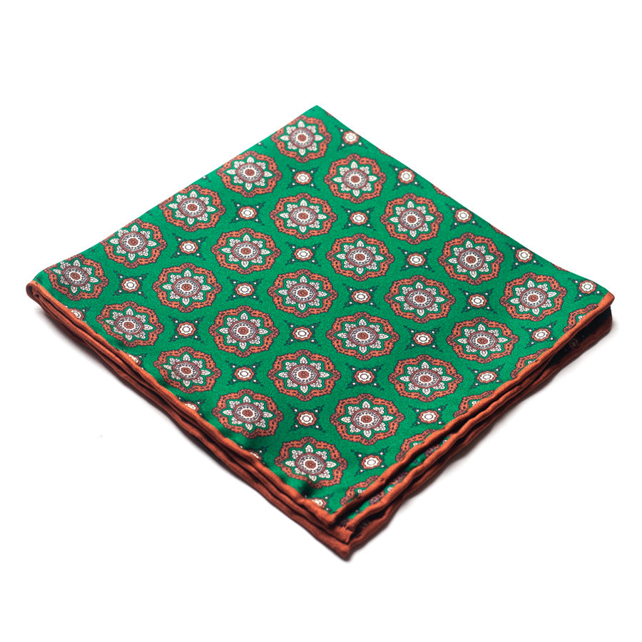 VINTAGE MEDALLION SILK POCKET SQUARE