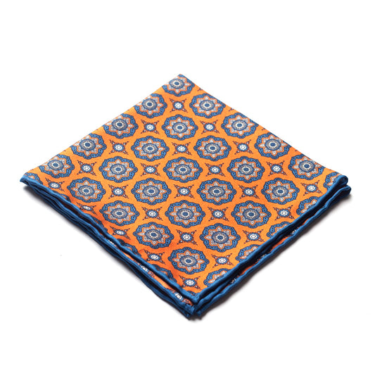 VINTAGE MEDALLION SILK POCKET SQUARE