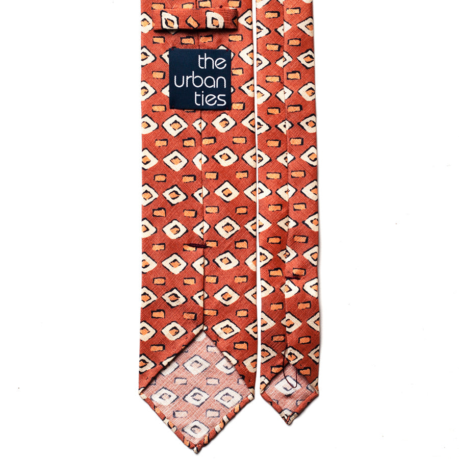 GEOMETRIC SILK TIE