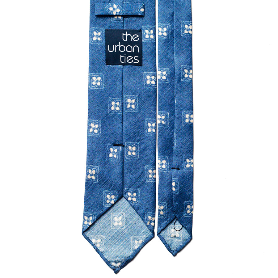 VINTAGE MEDALLION SILK TIE